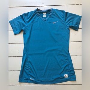 Nike Pro Fitted Blue Tshirt Size Medium